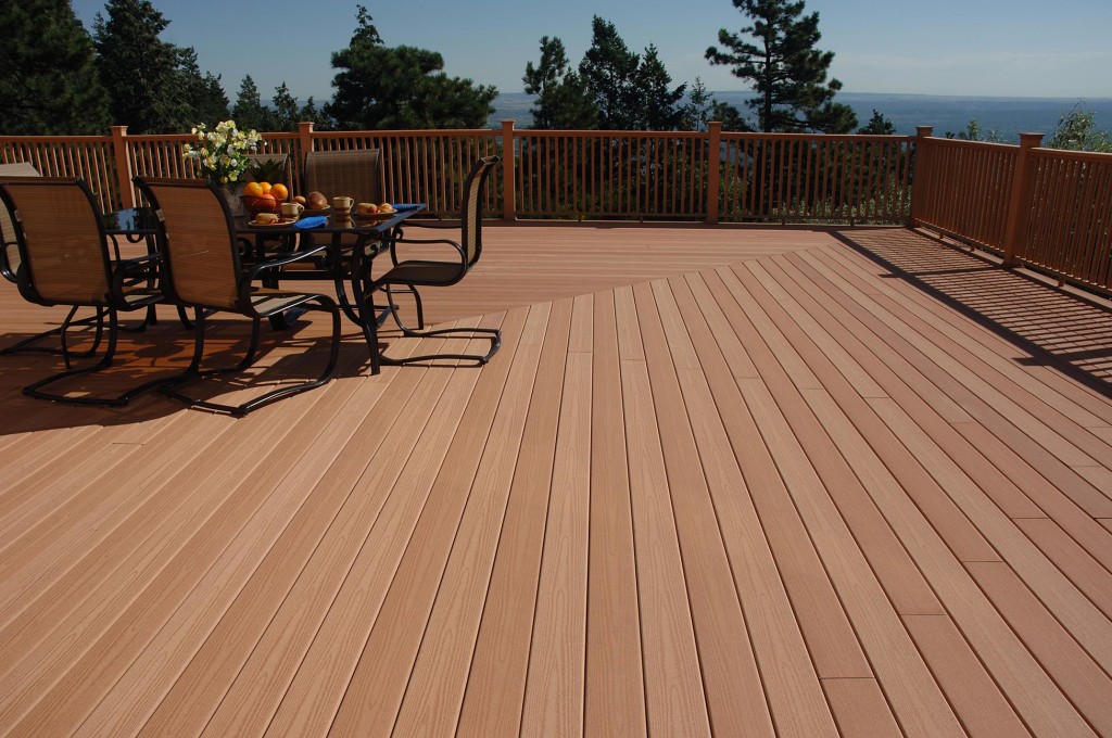 Composite Decking: Low-maintenance, High-enjoyment Decks!